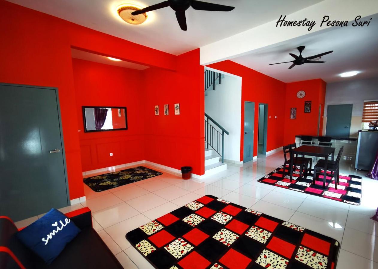 Pesona Suri Homestay Batu Pahat Ngoại thất bức ảnh